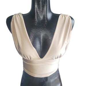 Misty Rose Cream Sleeveless V Neck Crop Top M